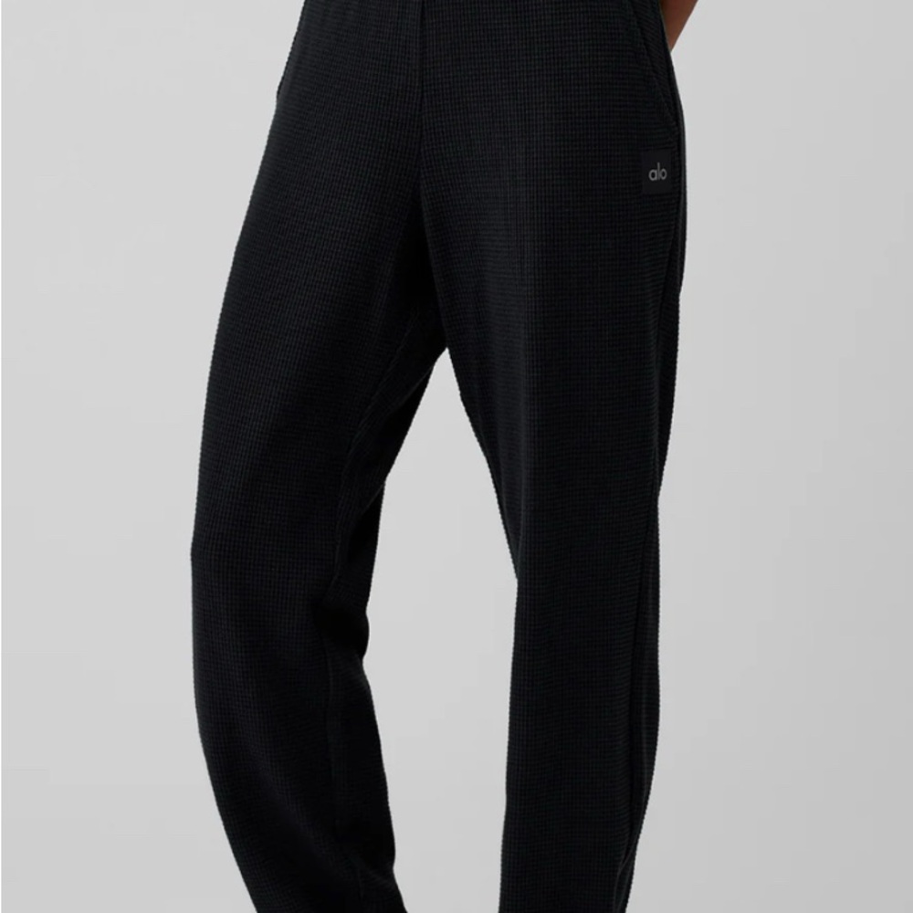 Alo Waffle Weekend Escape Joggers ☕️